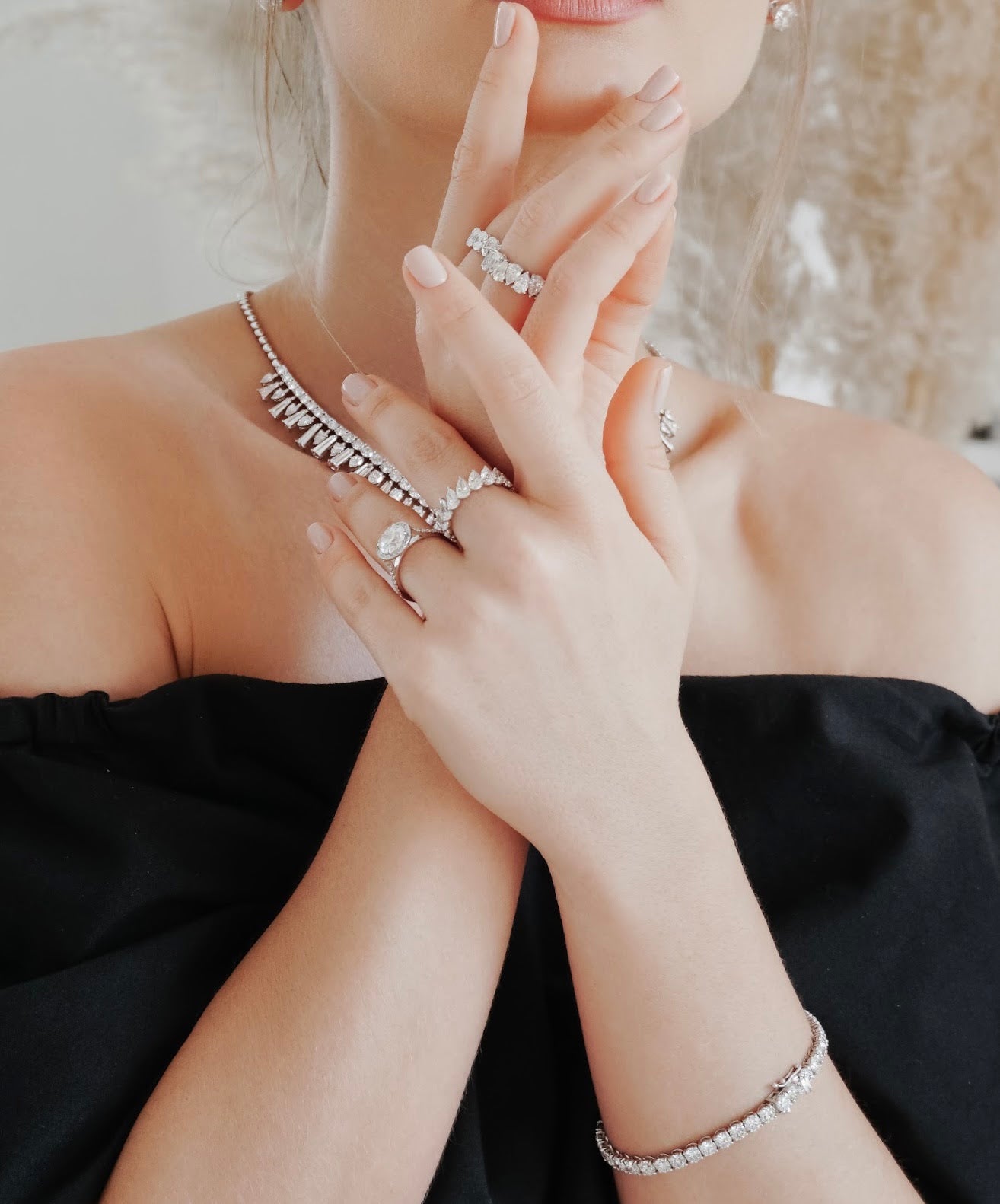 Jewelry pieces that shouldn't miss in your jewelry box