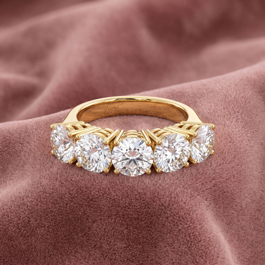 18K Bespoke Round Diamond Ring — AI cloth, in-house