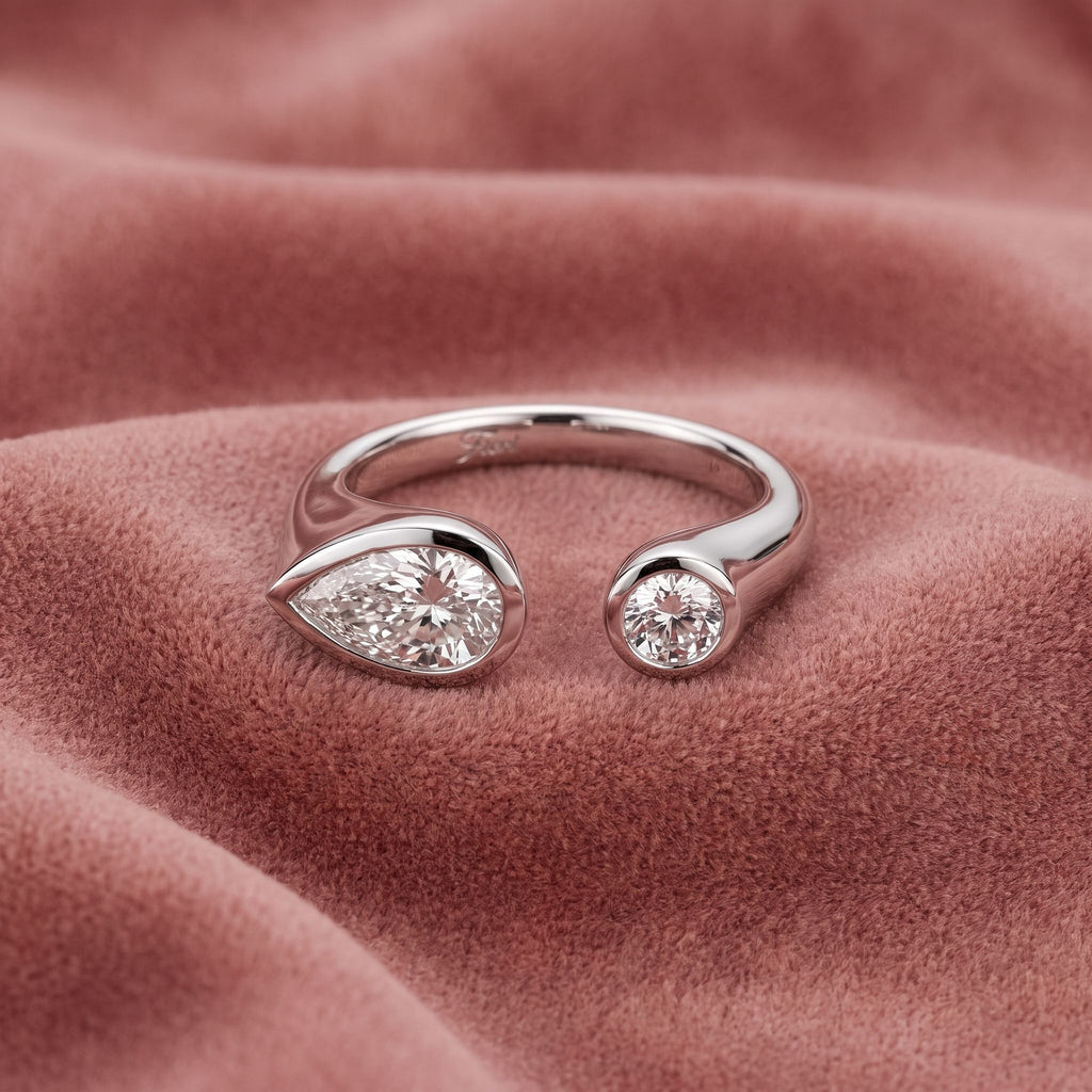 18K Bespoke Bezel Diamond Ring — AI cloth, in-house