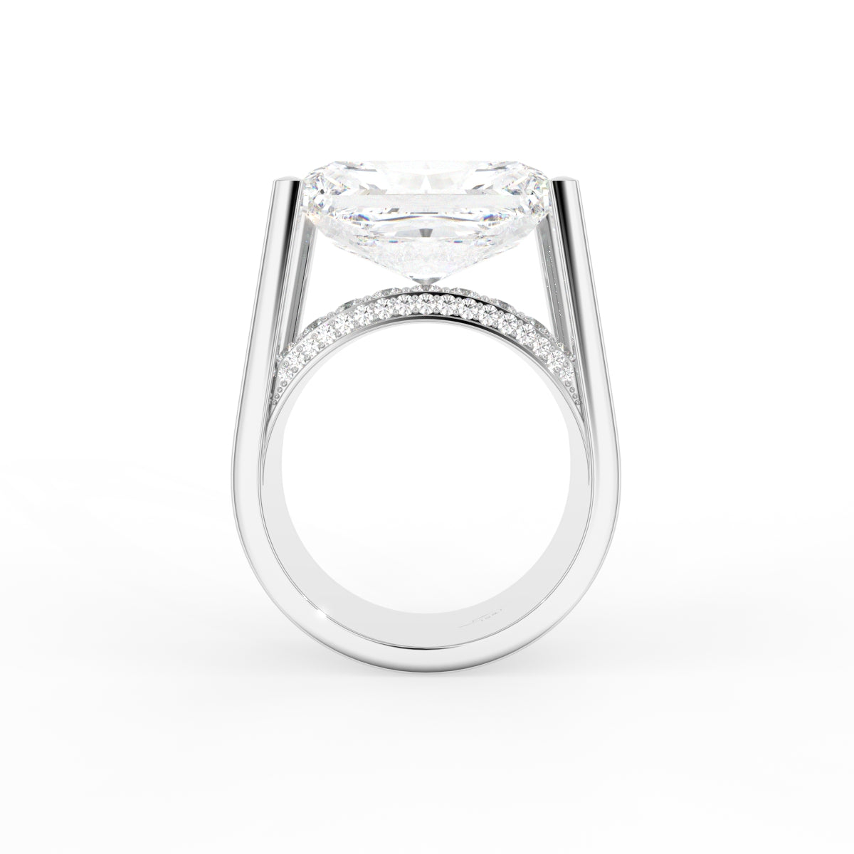 18K Bespoke Solitaire Diamond Ring — FRONT