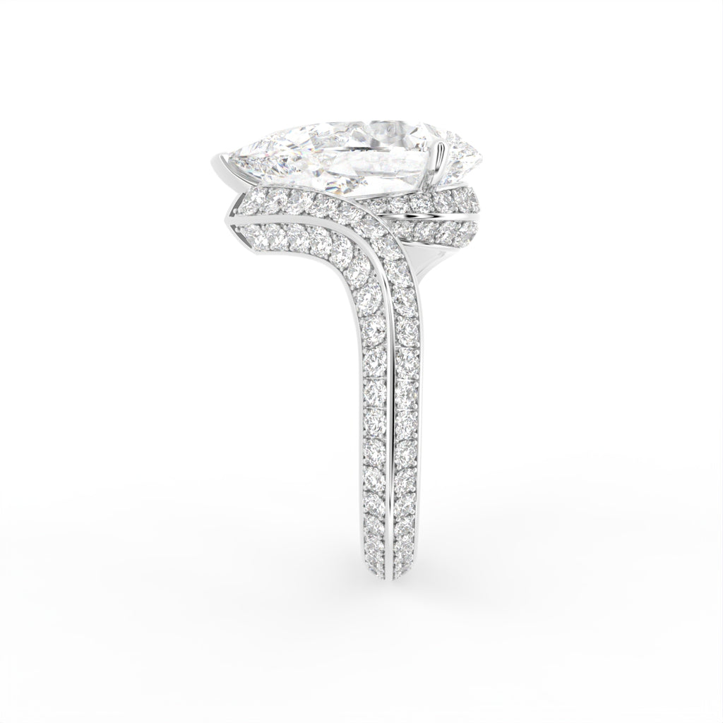 18K White Gold Pear Solitaire Diamond Ring — SIDE