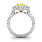 vimg:Z00231|18K Halo Oval Diamond Solitaire Ring — FRONT