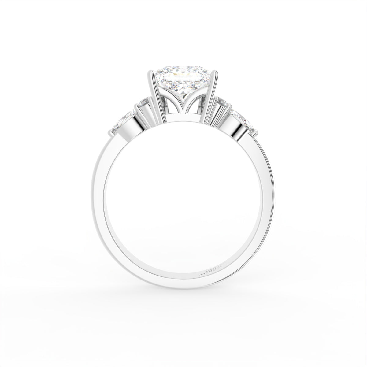 18K Bespoke Princess Diamond Ring — FRONT