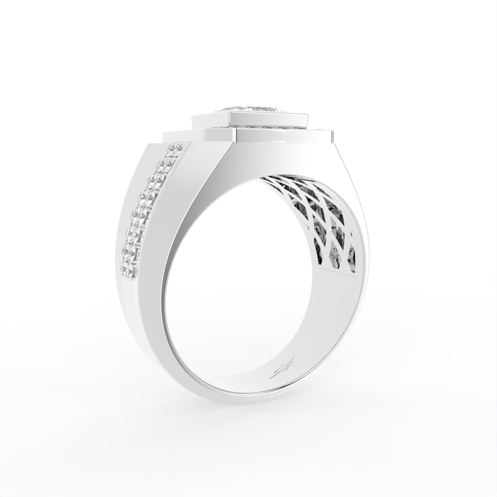 18K Bespoke Princess Diamond Ring — 3D VIEW