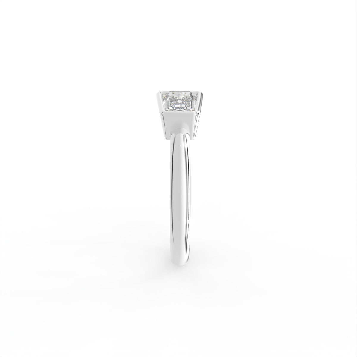 18K Yellow Gold Bespoke Baguette Diamond Ring — SIDE