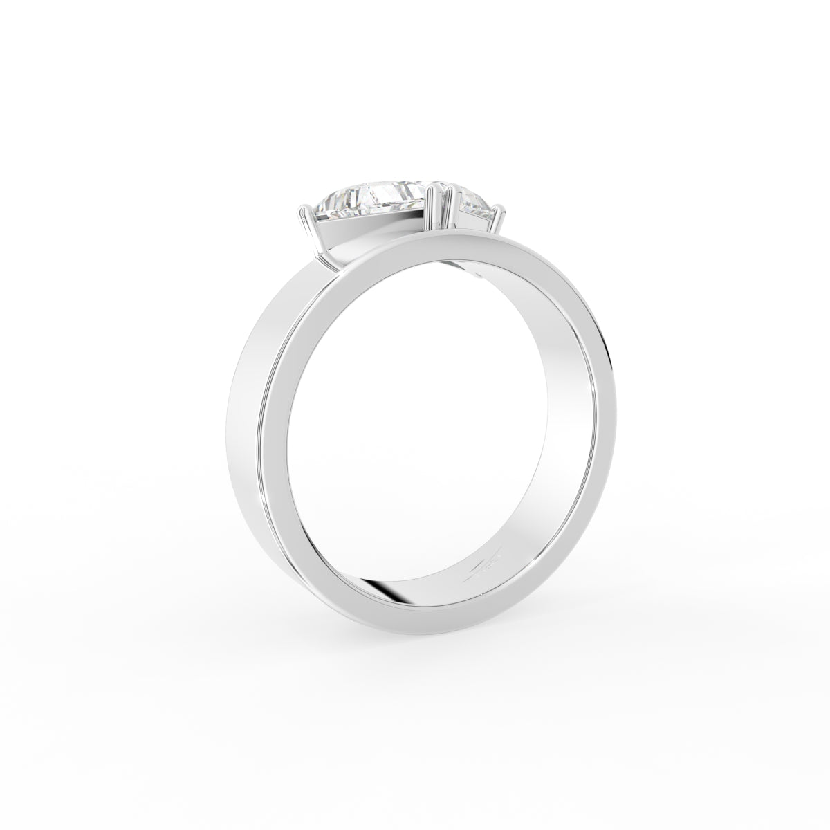 18K Bespoke Triangle Diamond Ring — 3D VIEW