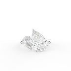 18K Pear Diamond Engagement Ring — TOP