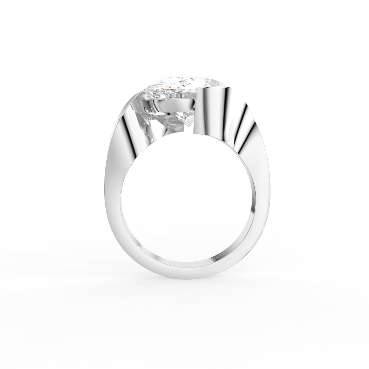 18K Solitaire Oval Diamond Ring — FRONT