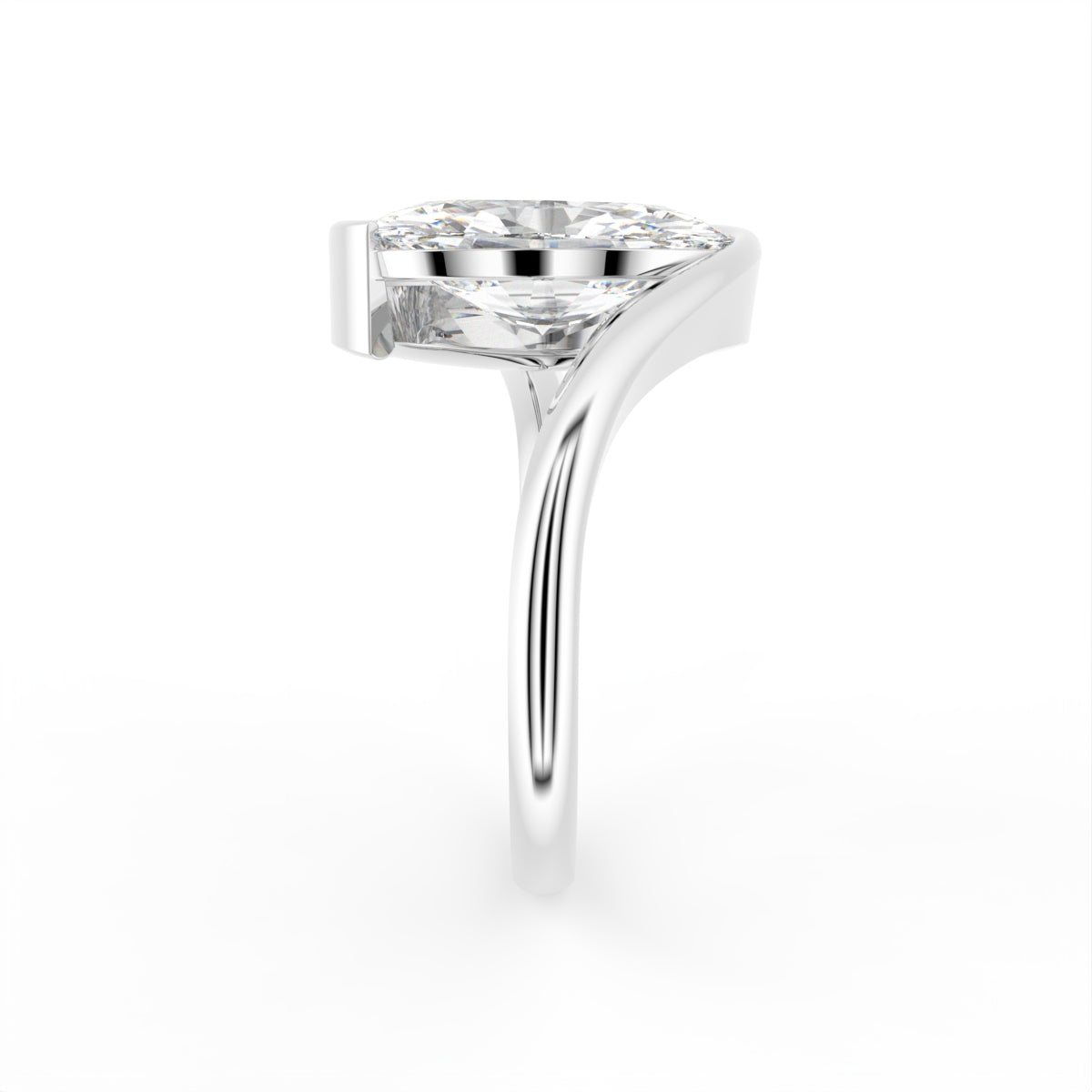 18K Solitaire Diamond Ring — SIDE