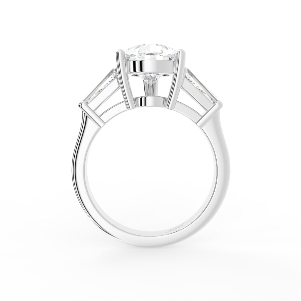18K Bespoke Pear Baguette Diamond Ring — FRONT
