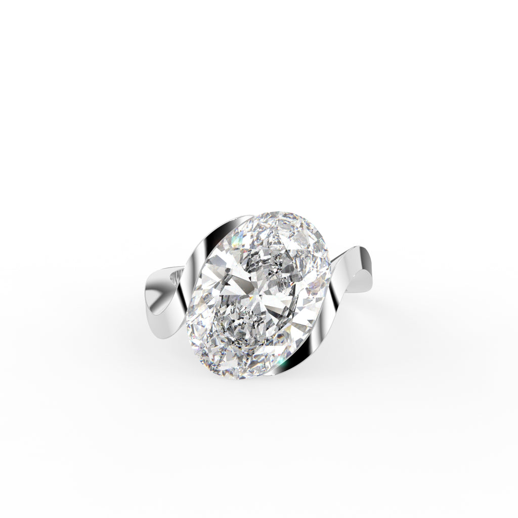 18K Solitaire Oval Diamond Ring — TOP