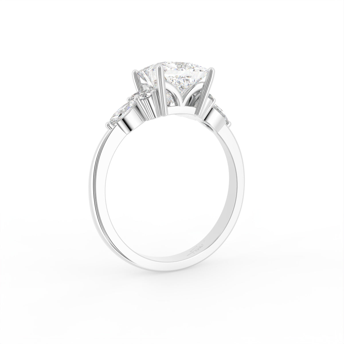 18K Bespoke Princess Diamond Ring — 3D VIEW