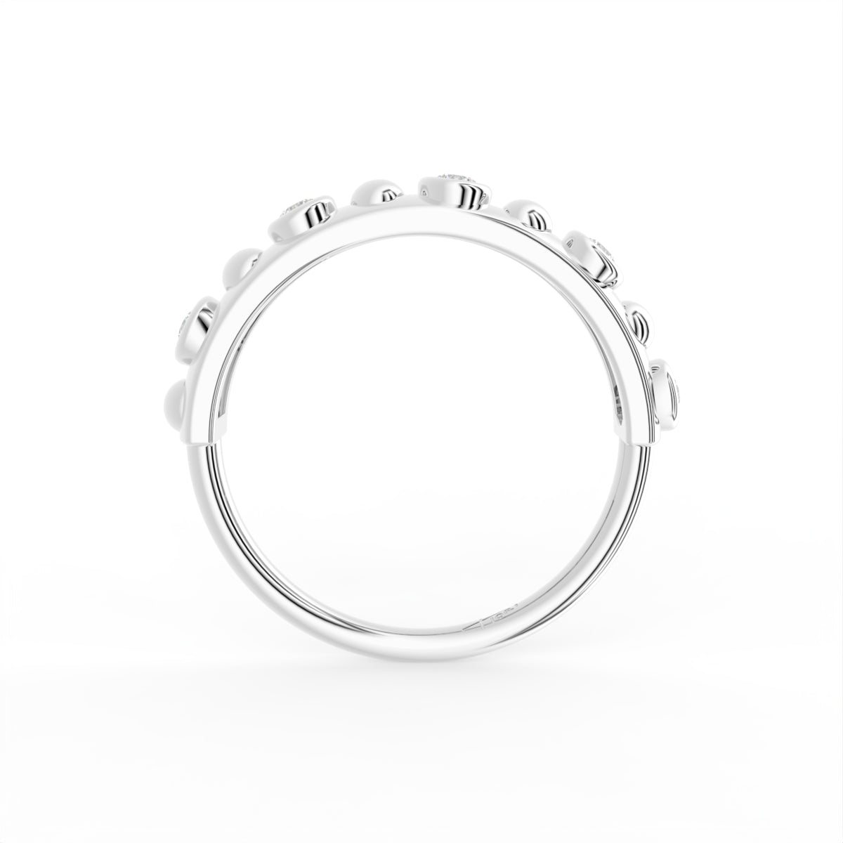 18K Bezel Round Diamond Ring — FRONT