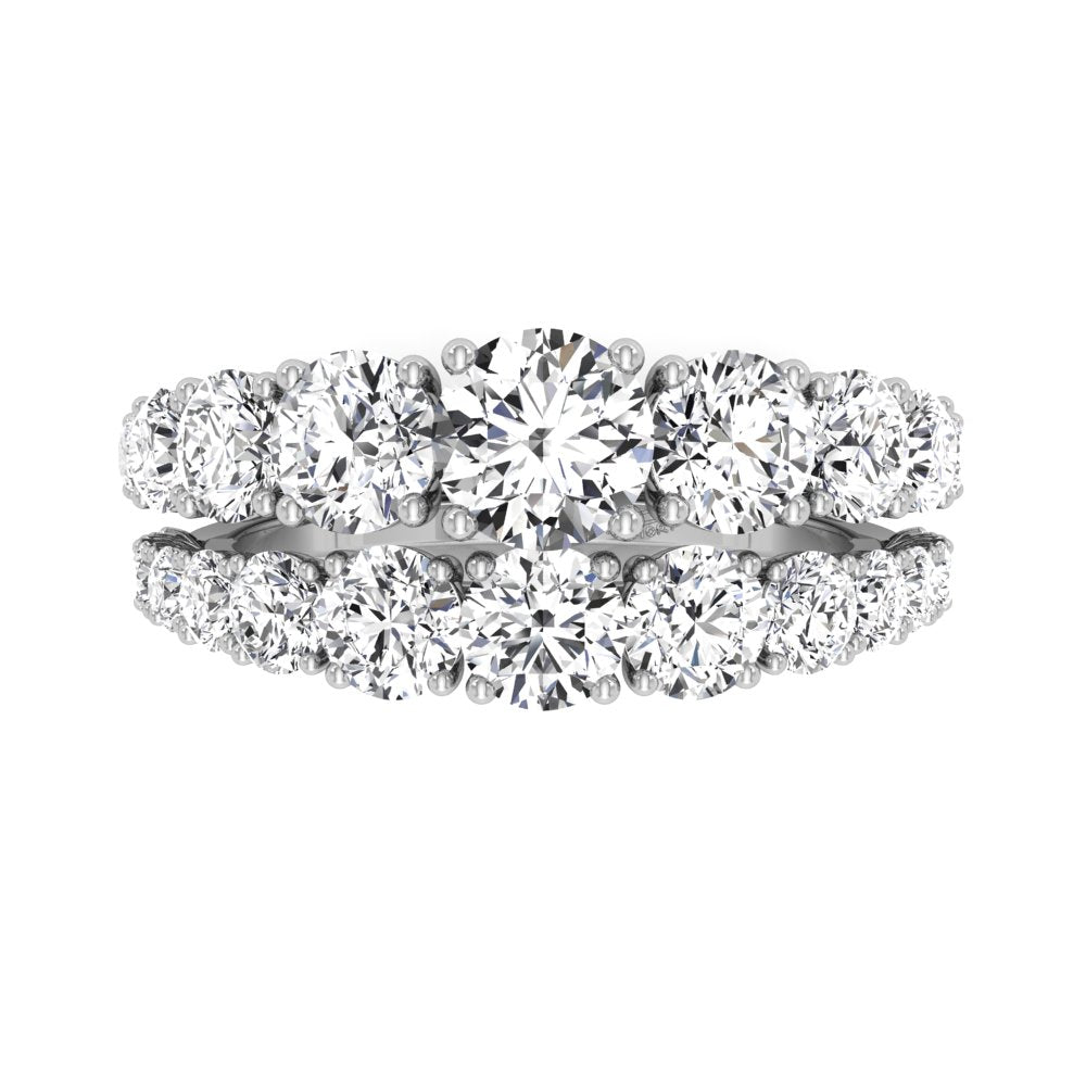18K Bespoke Round Diamond Ring — TOP