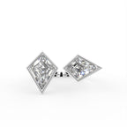 18K Bespoke Kite Bezel Diamond Ring — TOP