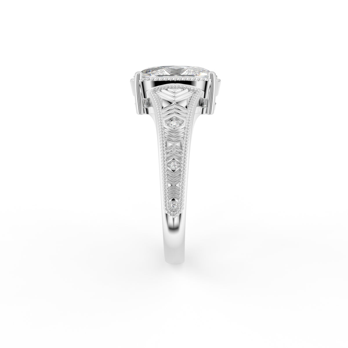 18K Solitaire Diamond Ring — SIDE