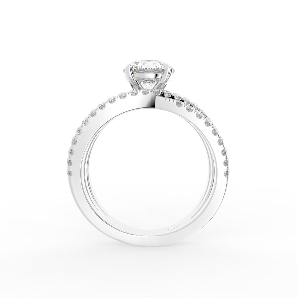 18K Shoulder Set Round Diamond Ring — FRONT
