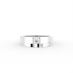 18K Round Solitaire Diamond Ring — TOP