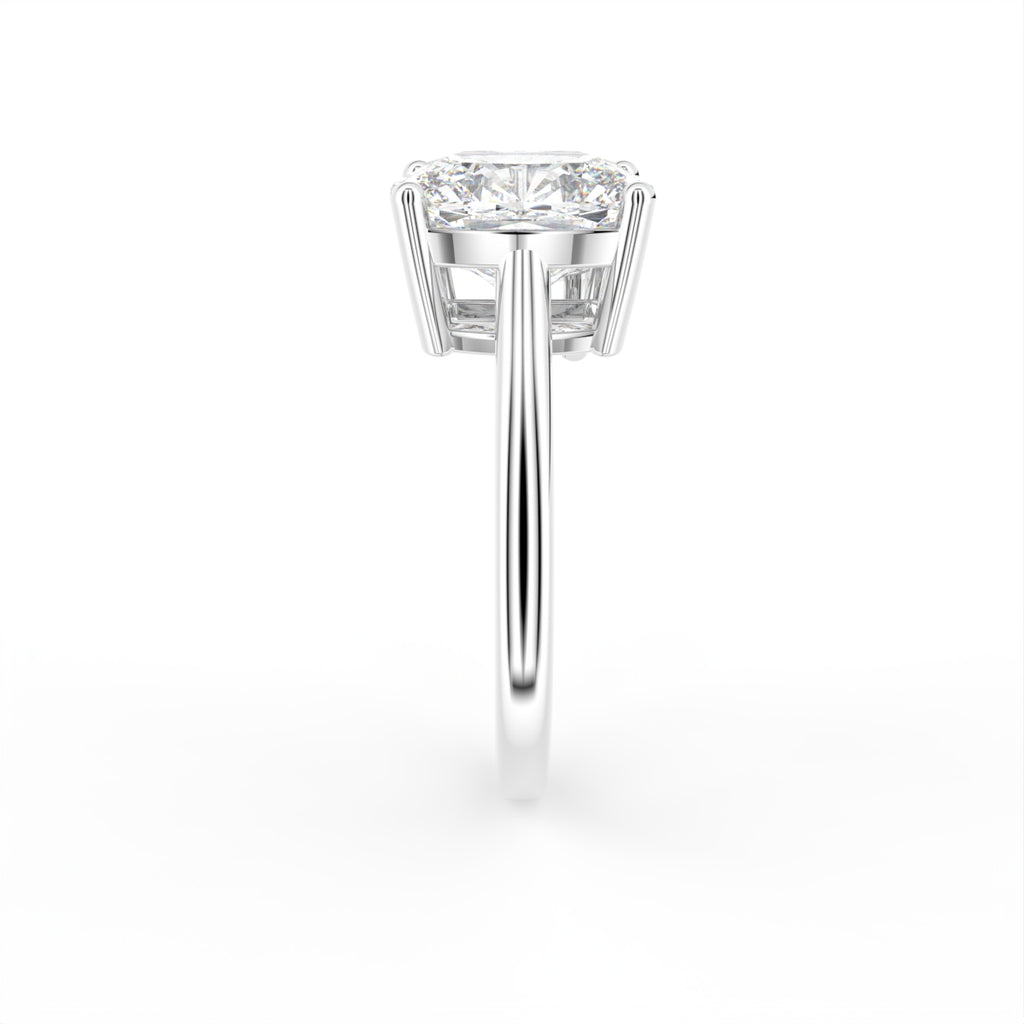 18K Bespoke Pear Diamond Ring — SIDE