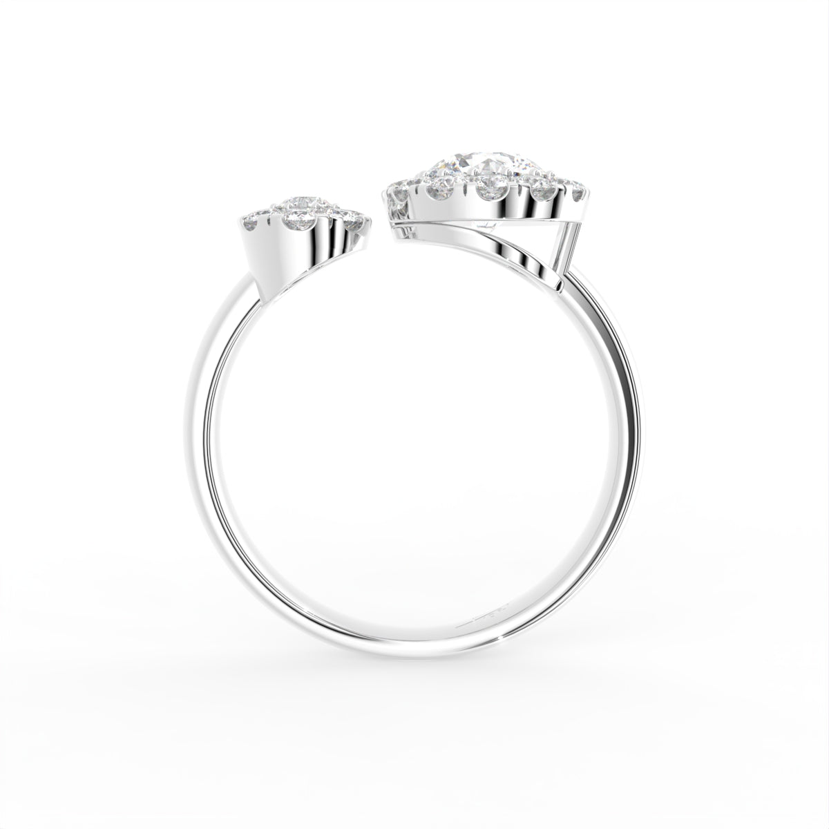 18K Bespoke Round Diamond Ring — FRONT