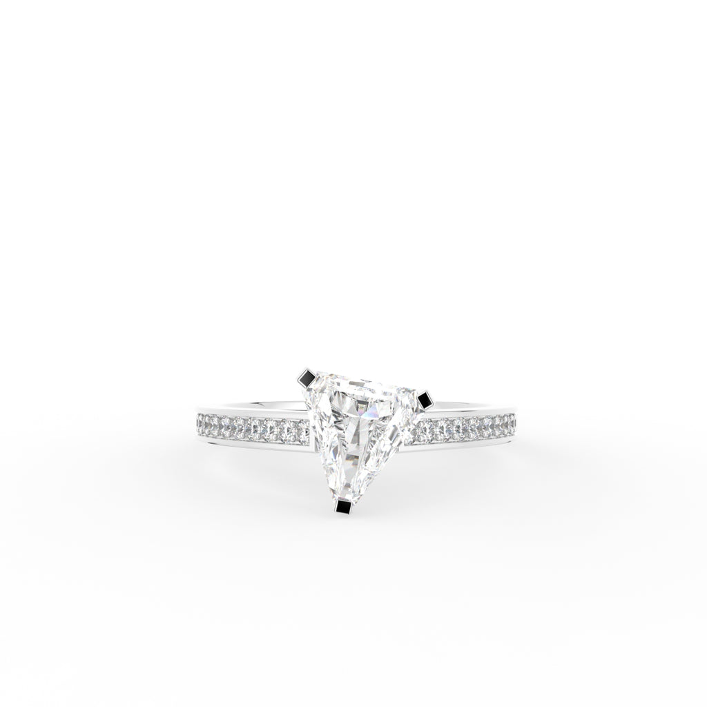 18K Solitaire Triangle Diamond Ring — TOP