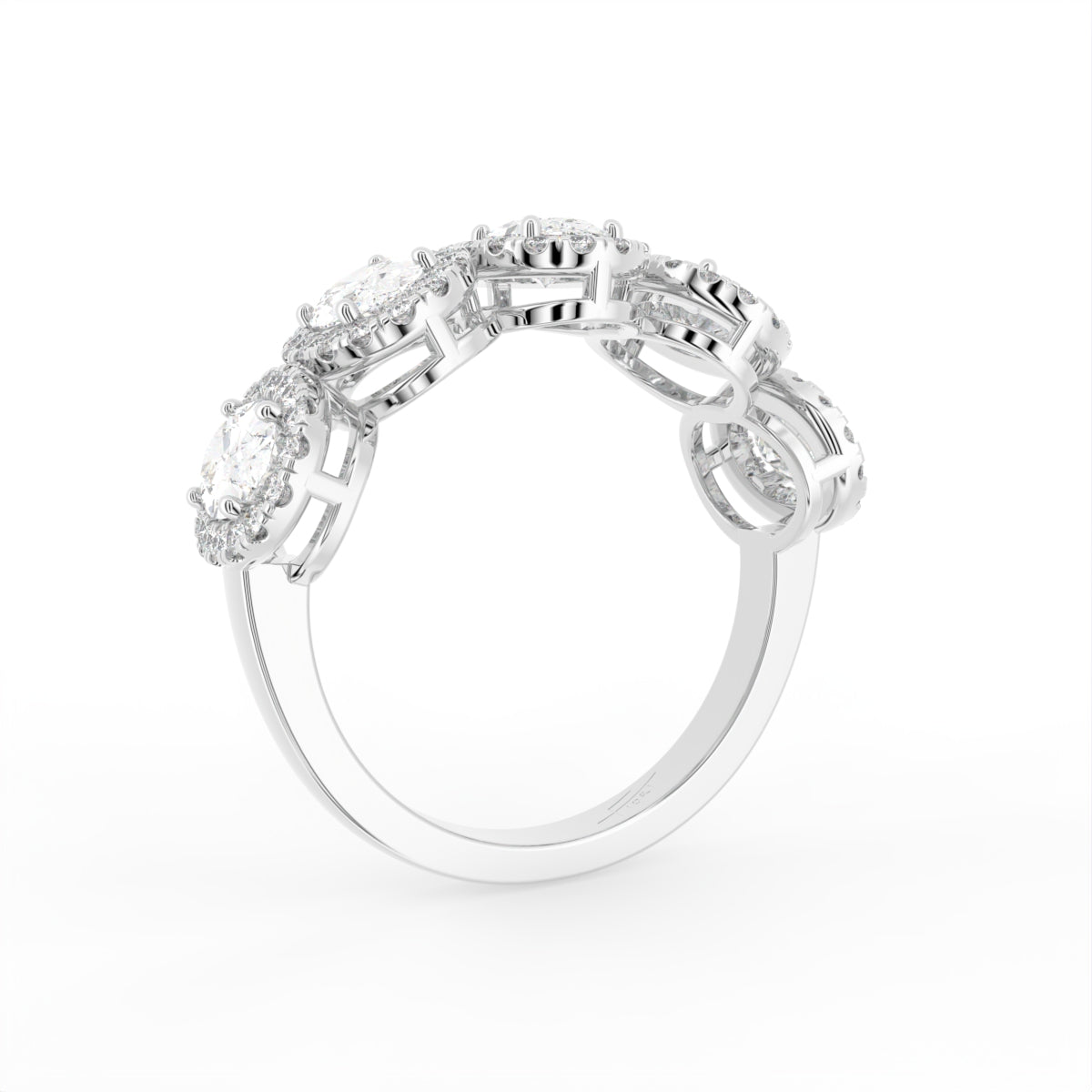 18K Halo Oval Diamond Ring — 3D VIEW