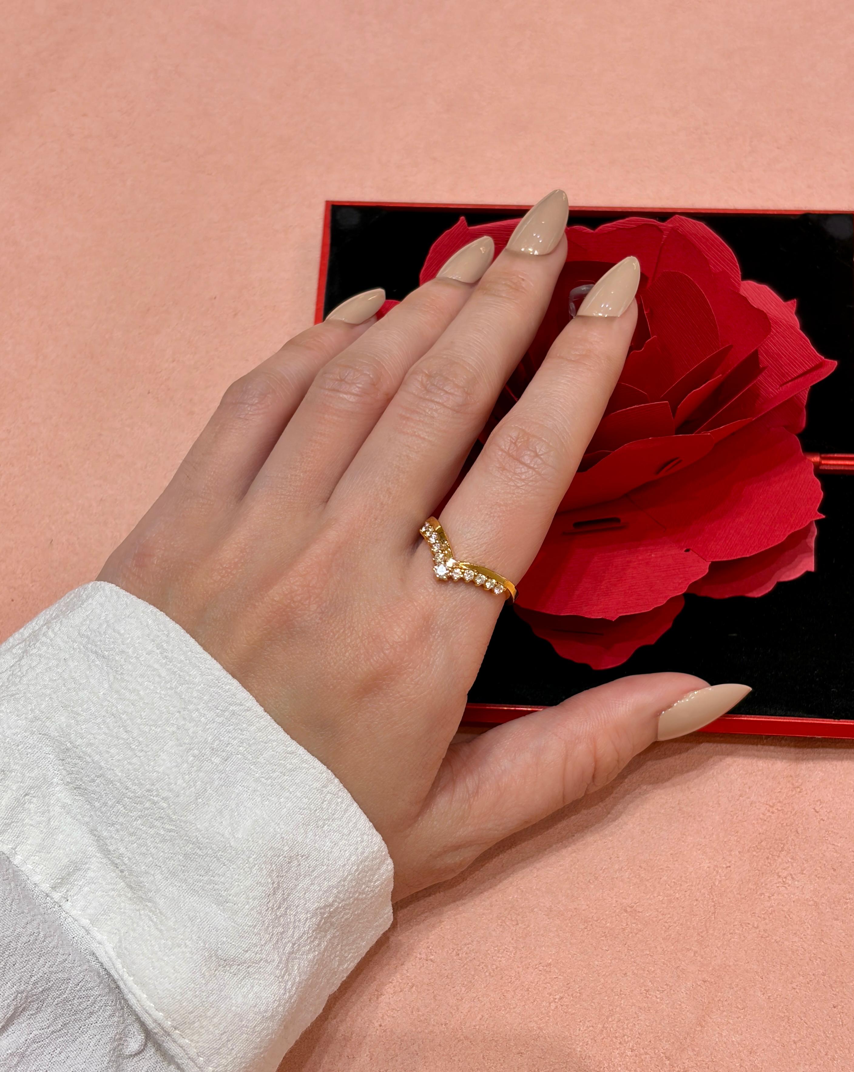 18K Yellow Round Diamond Ring 0.28ct — IMAGE URL