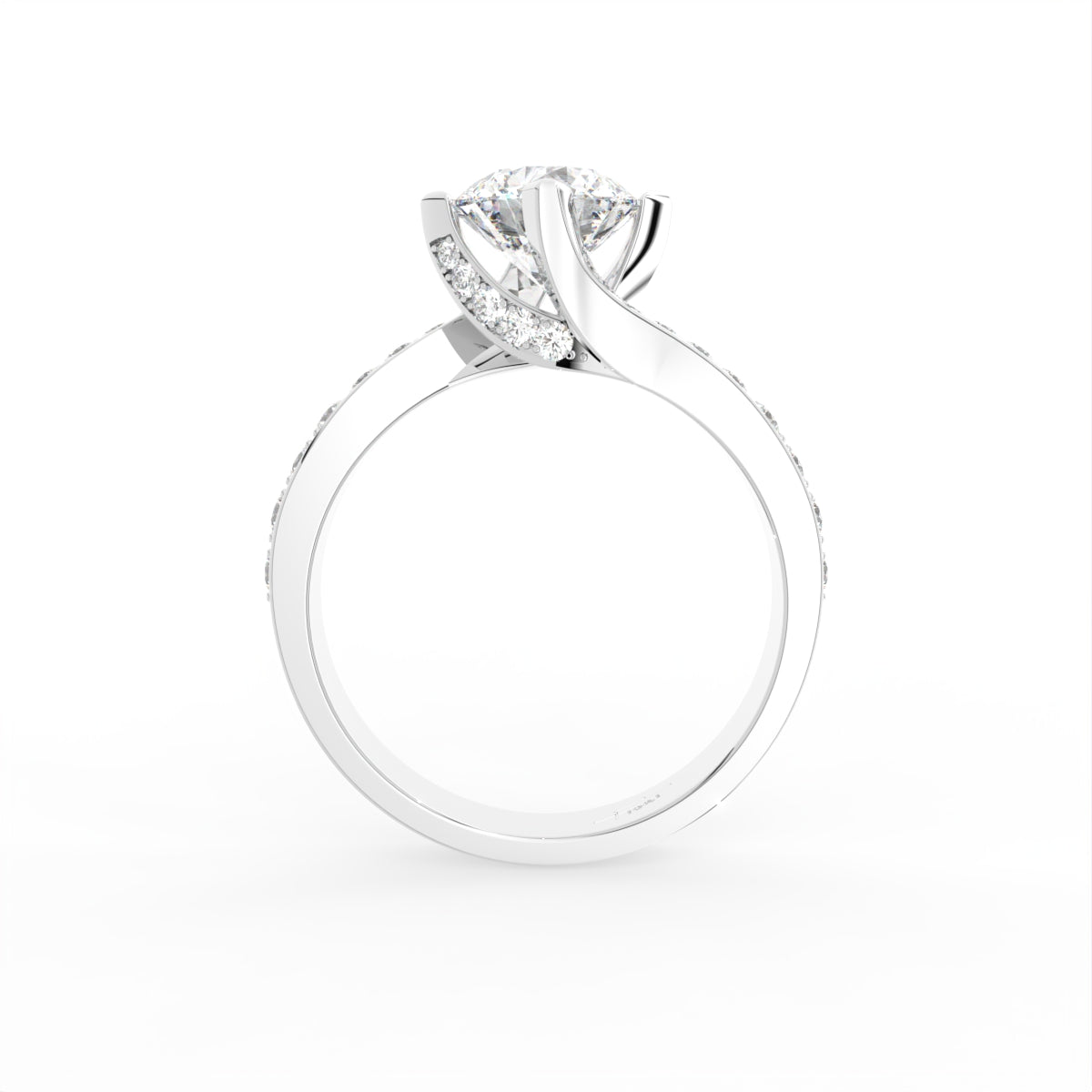 18K Round Diamond Engagement Ring — FRONT