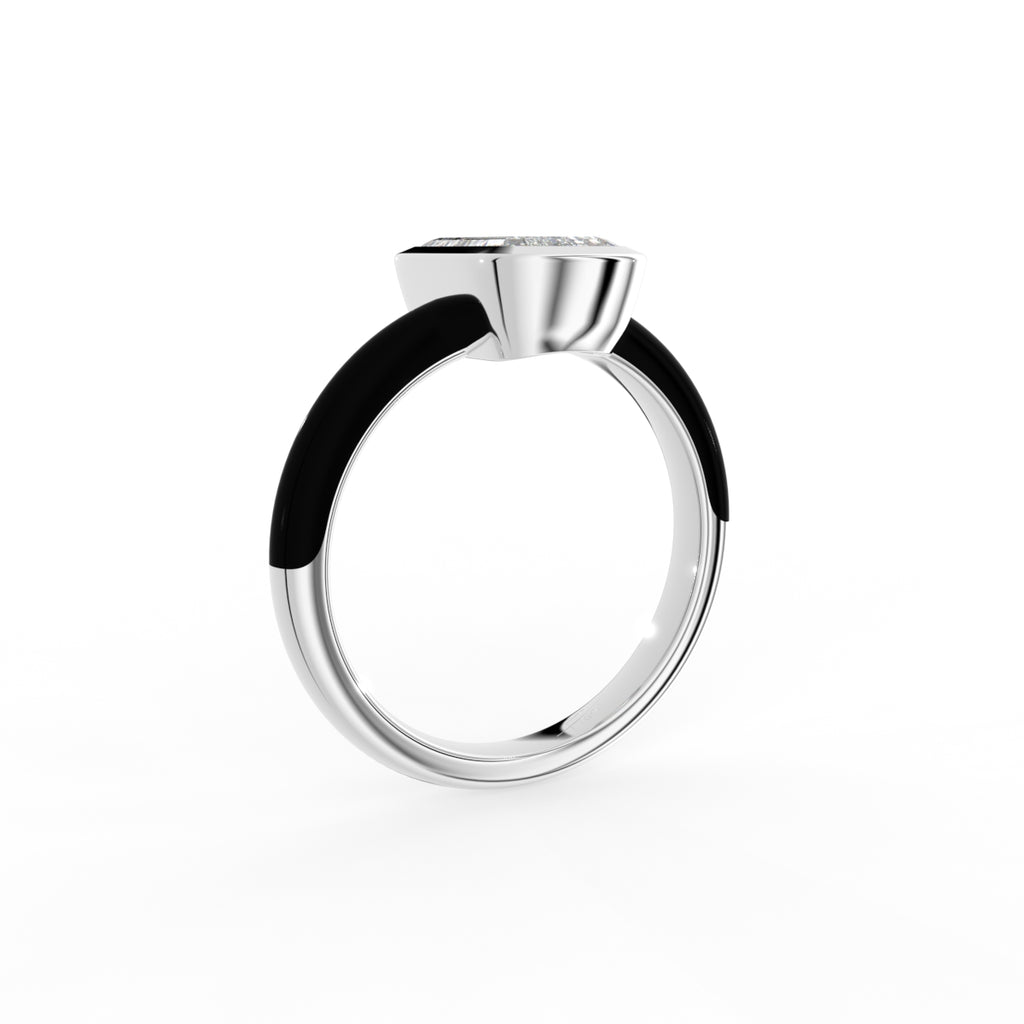 18K White Gold Solitaire Emerald Diamond Ring — 3D VIEW