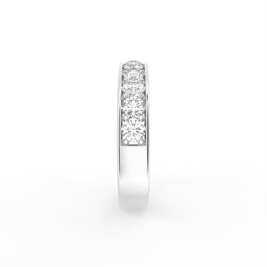 18K Eternity Round Diamond Ring — SIDE