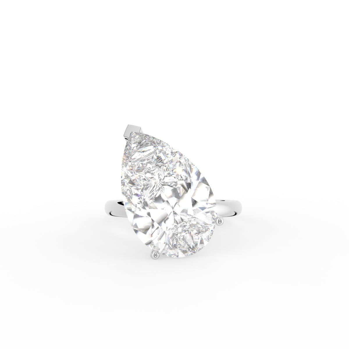 18K Solitaire Pear Diamond Ring — TOP