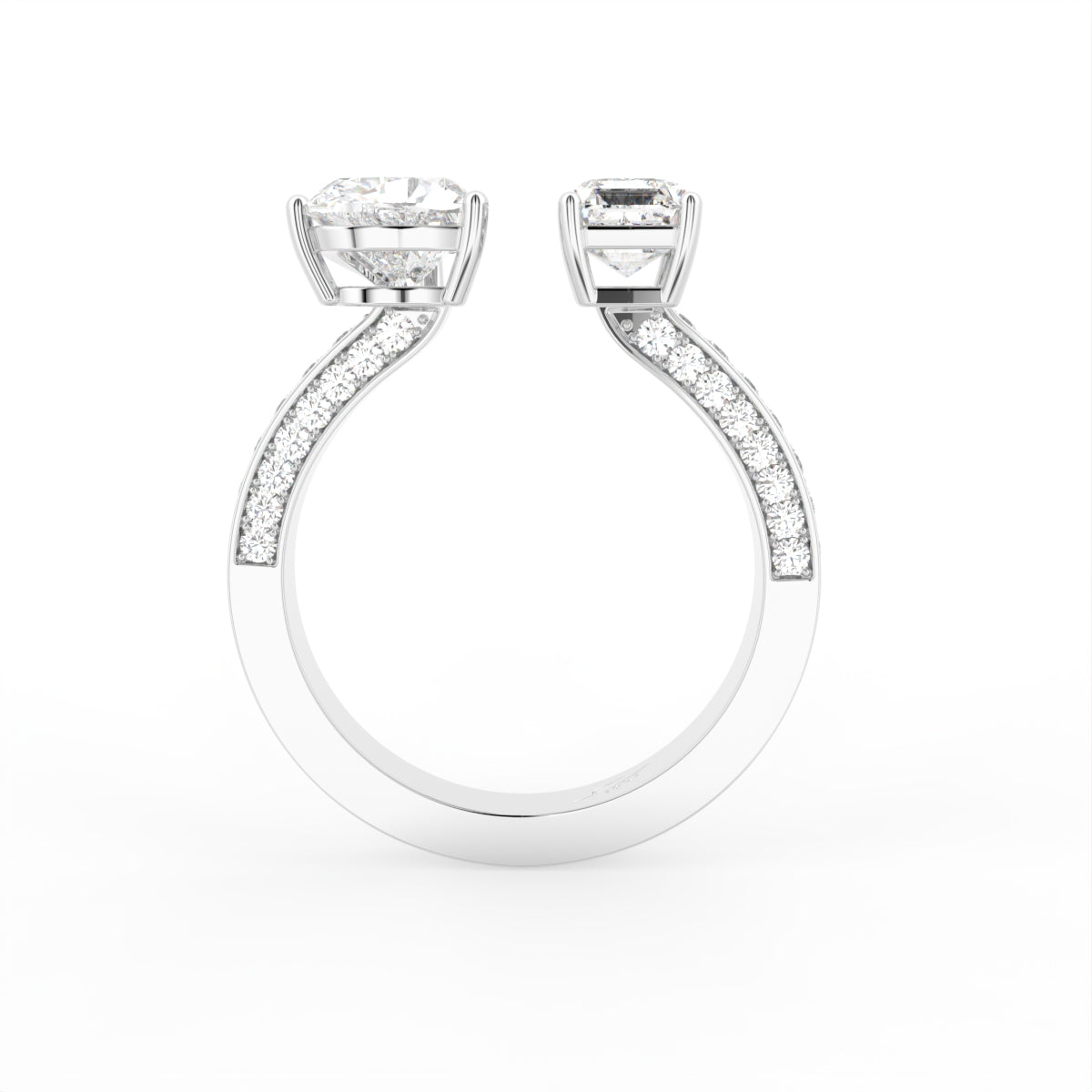 18K Bespoke Heart Diamond Ring — FRONT