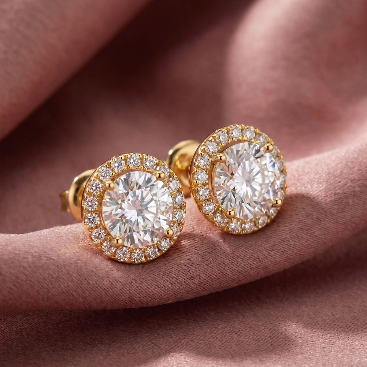 18K Halo Round Diamond Stud Earrings — AI cloth, in-house