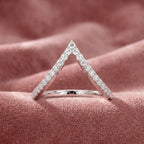 18K Bespoke Diamond Ring — AI cloth, in-house
