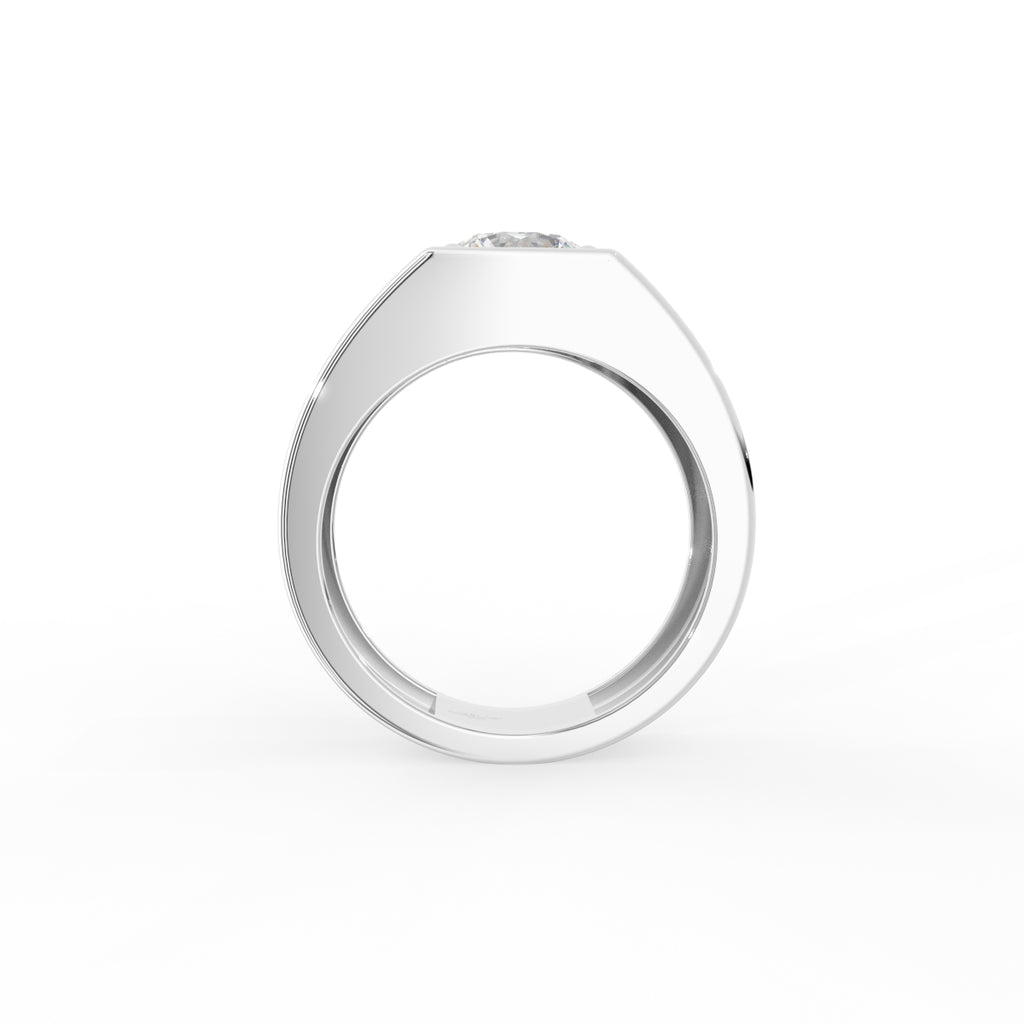 Platinum Solitaire Round Diamond Ring — FRONT