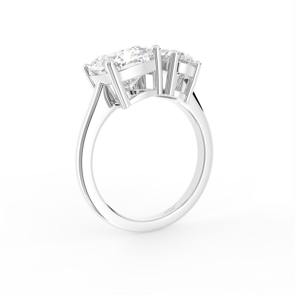 18K Bespoke Pear Diamond Ring — 3D VIEW
