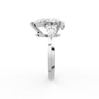 18K White Gold Pear Diamond Engagement Ring — SIDE