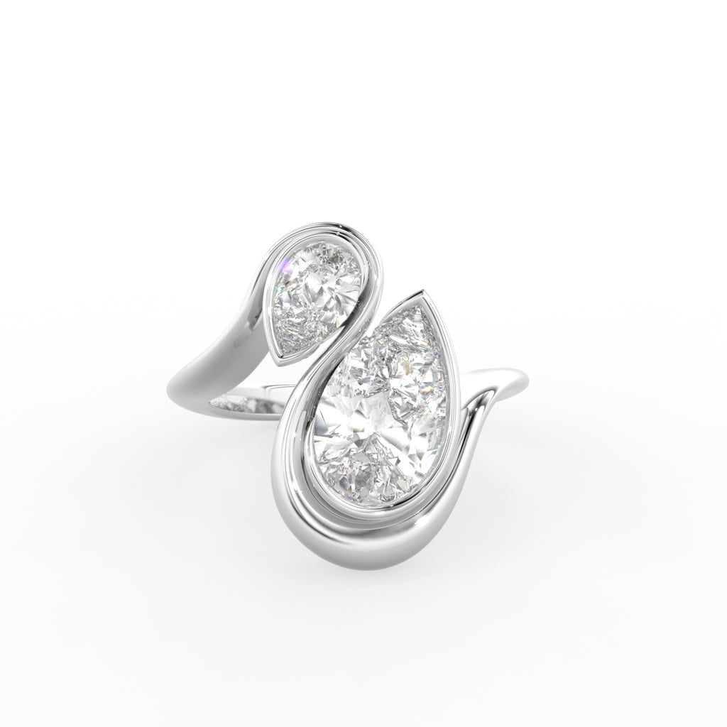 18K Yellow Gold Bespoke Pear Diamond Ring — TOP