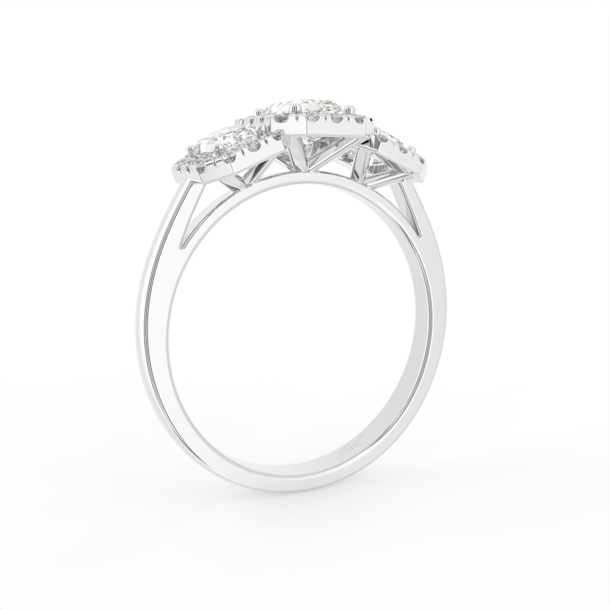 18K Trilogy Diamond Ring — 3D VIEW