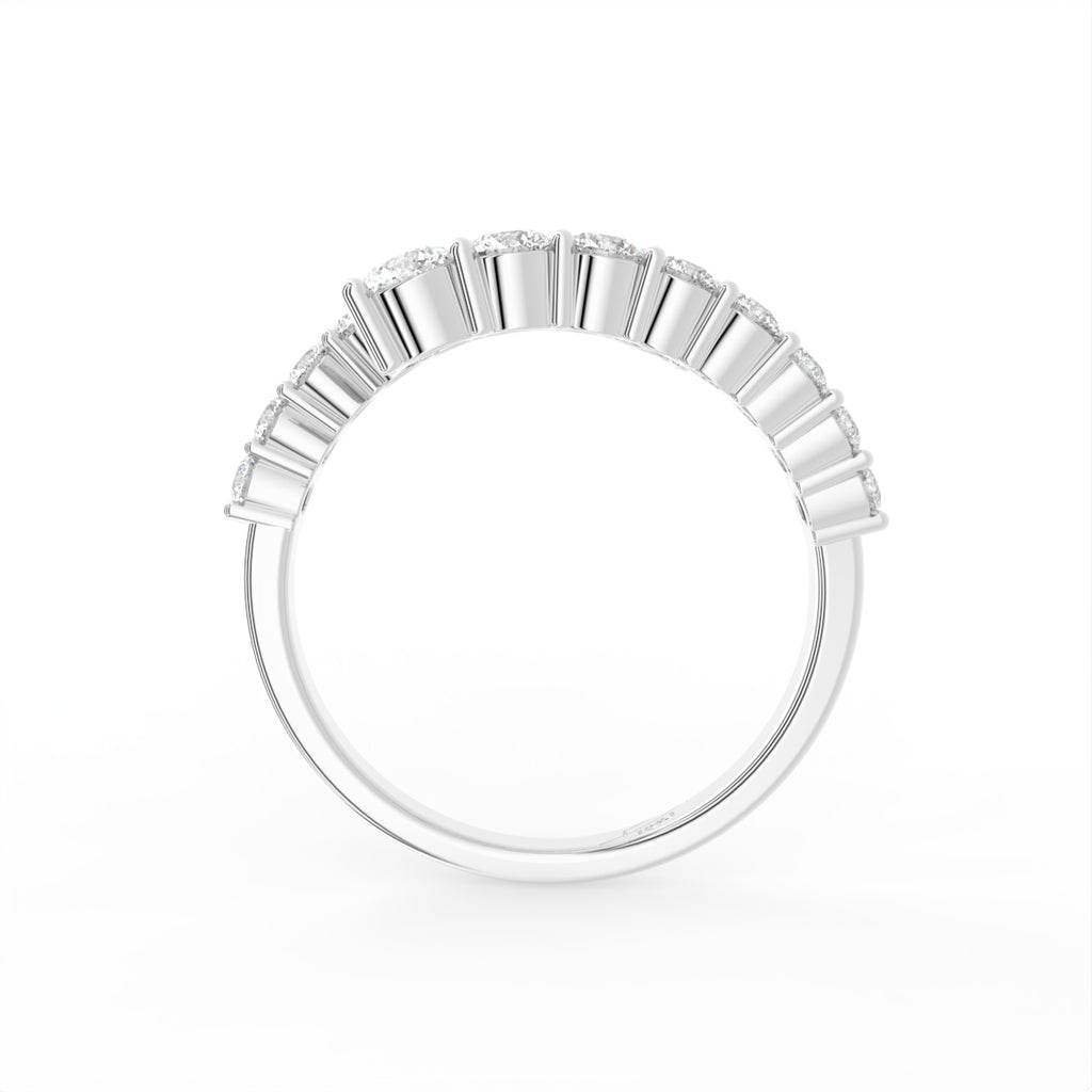 18K Bespoke Round Diamond Ring — FRONT