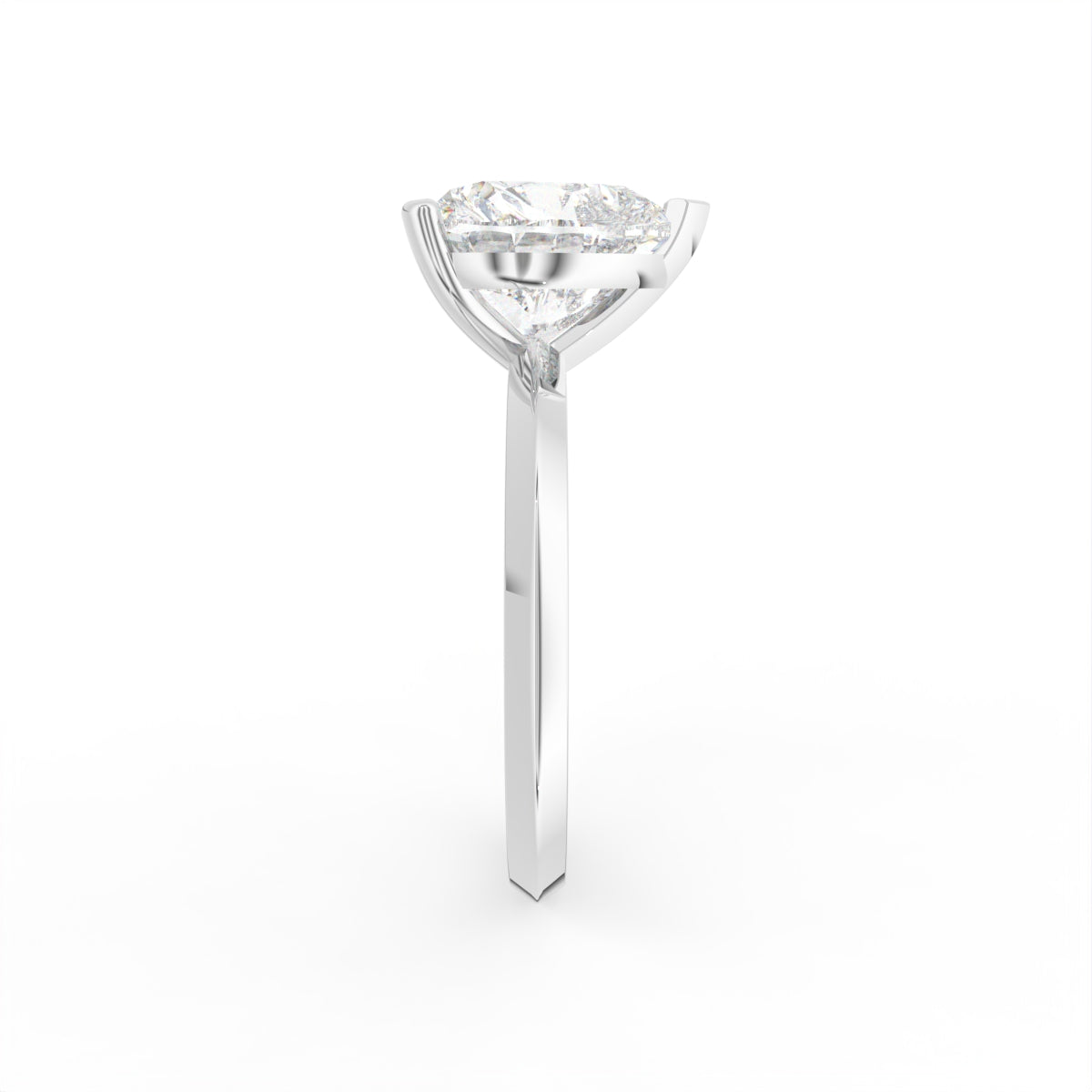 18K Solitaire Diamond Ring — SIDE