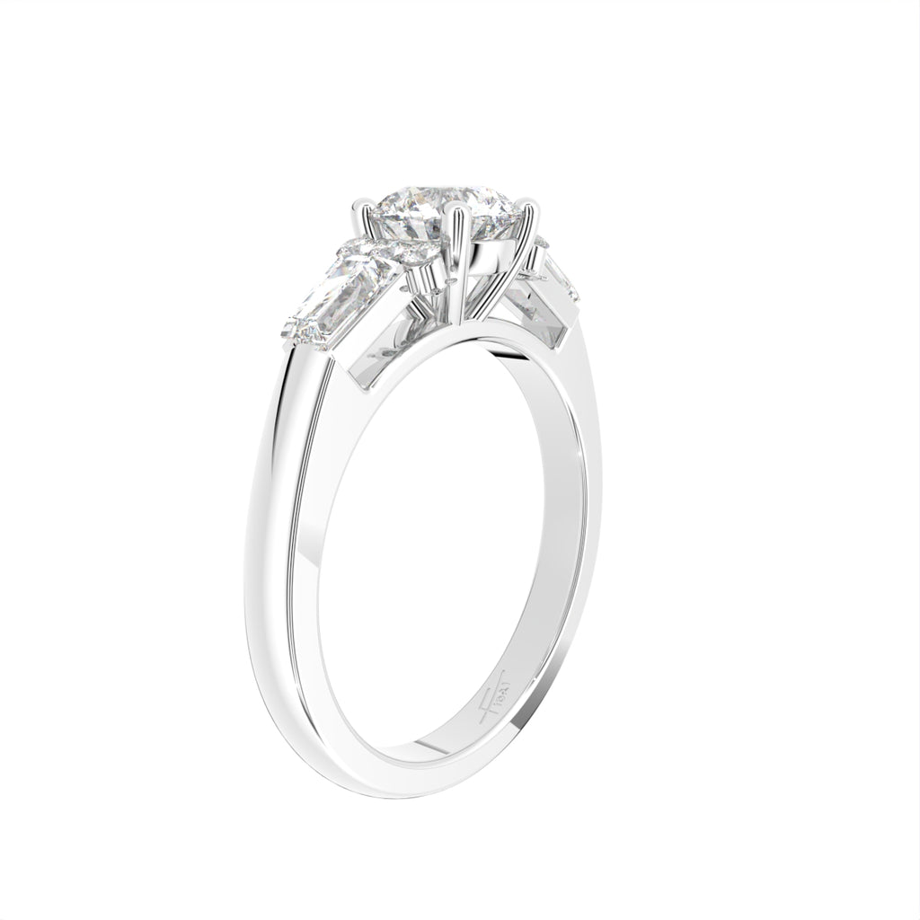 18K Bespoke Round Baguette Diamond Ring — 3D VIEW
