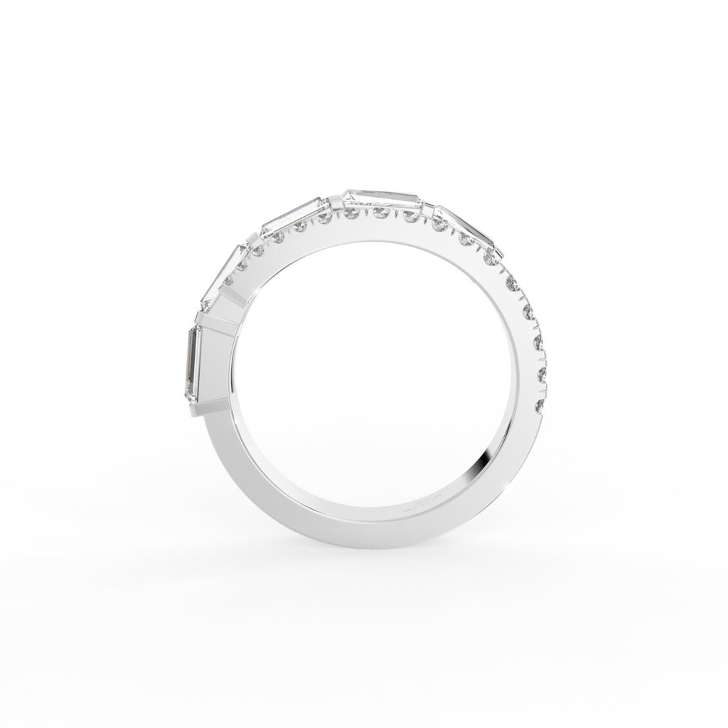 18K Bespoke Spiral Round Diamond Ring — FRONT