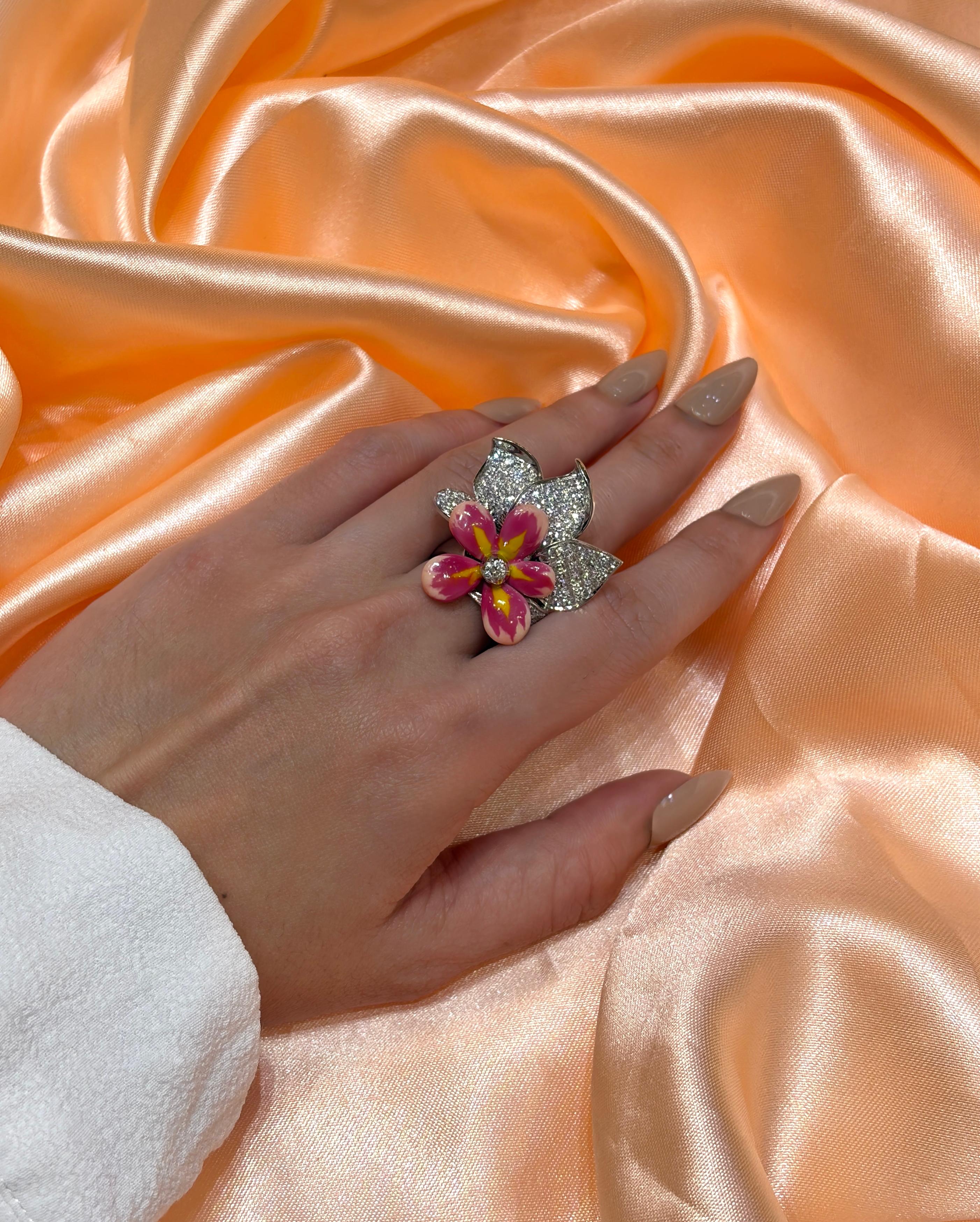 18K White Gold Round Diamond Ring 3.2ct — IMAGE URL