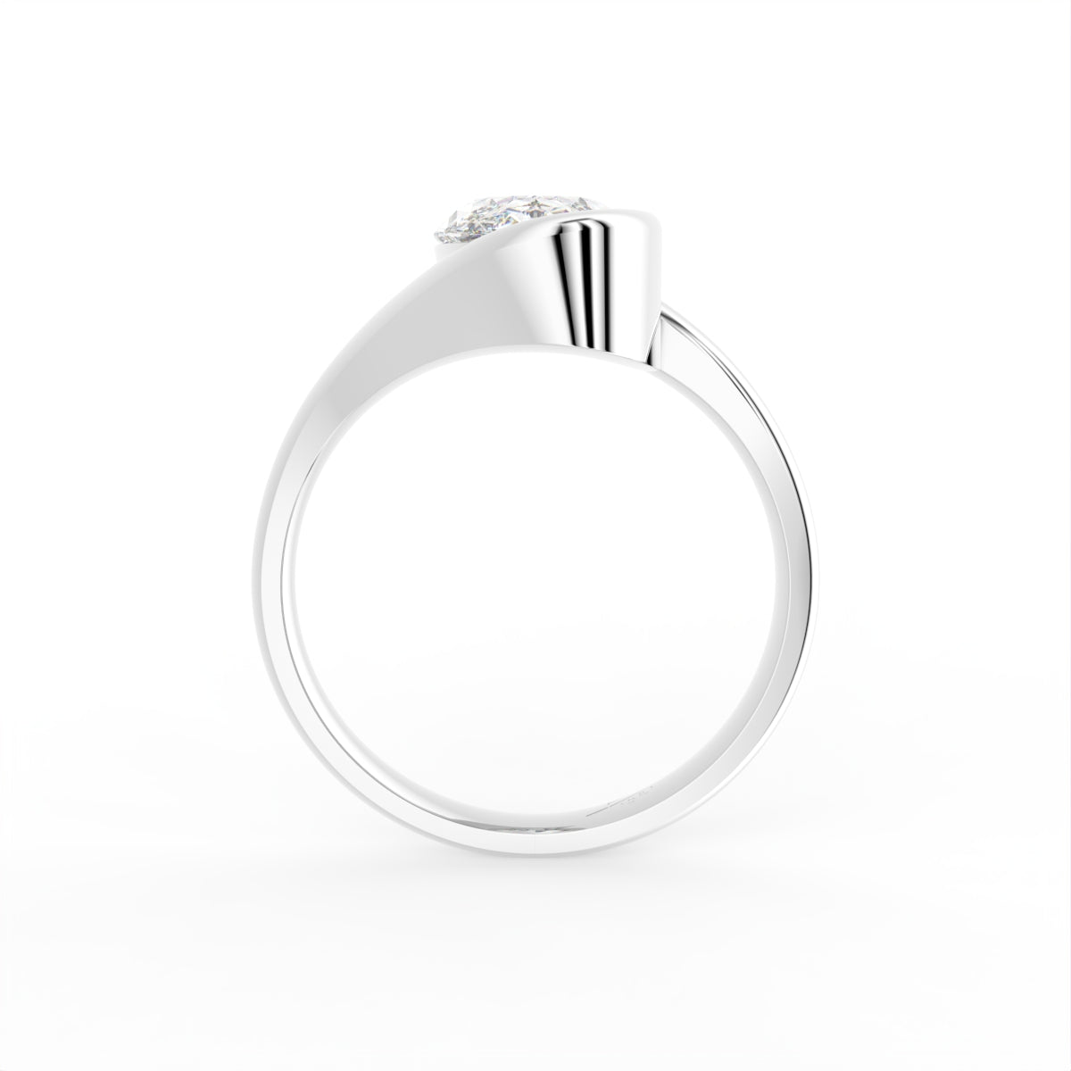 18K Solitaire Diamond Ring — FRONT