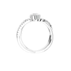 18K Bespoke Round Diamond Ring — FRONT