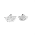 18K Fan Round Diamond Earrings — 3D VIEW