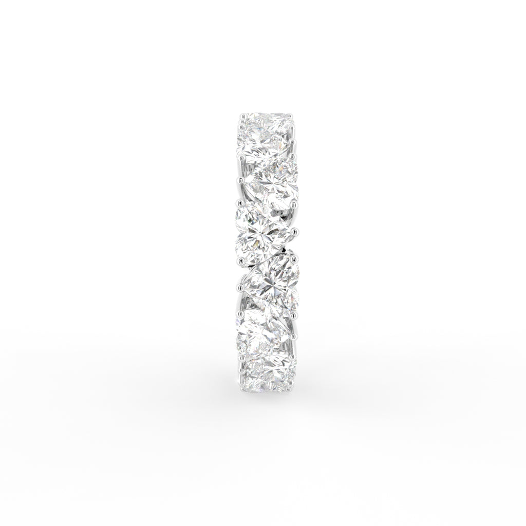 18K White Gold Eternity Heart Diamond Ring — SIDE