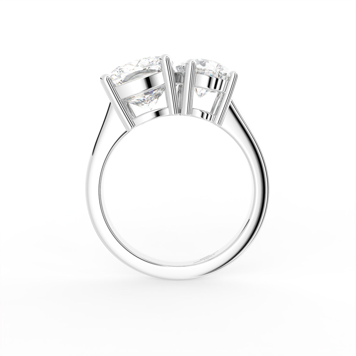 18K Bespoke Pear Diamond Ring — FRONT