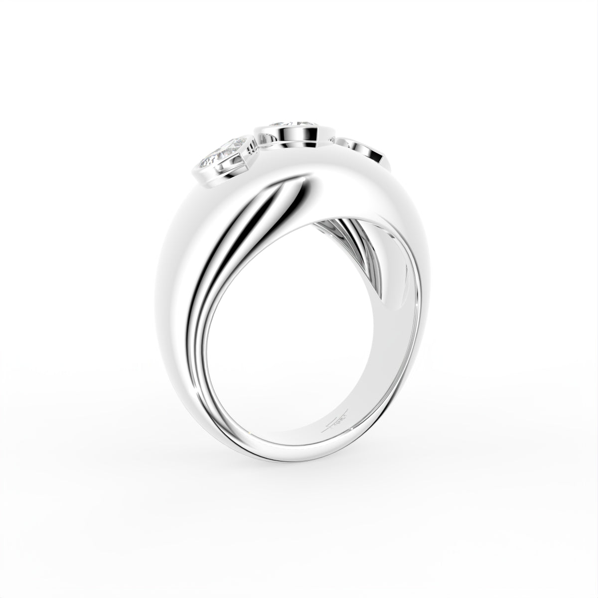 18K Bespoke Heart Diamond Ring — 3D VIEW
